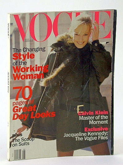 その他 Vogue US Magazine August 2017 Vogue Magazine August 1 1967 Twiggy Avedon | eBay